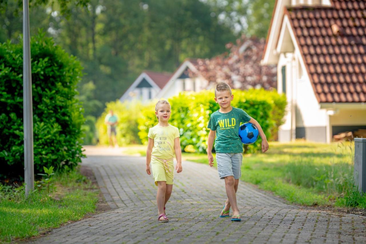 Vakantiepark Bosmeer Friesland Noordwolde  Esterno foto
