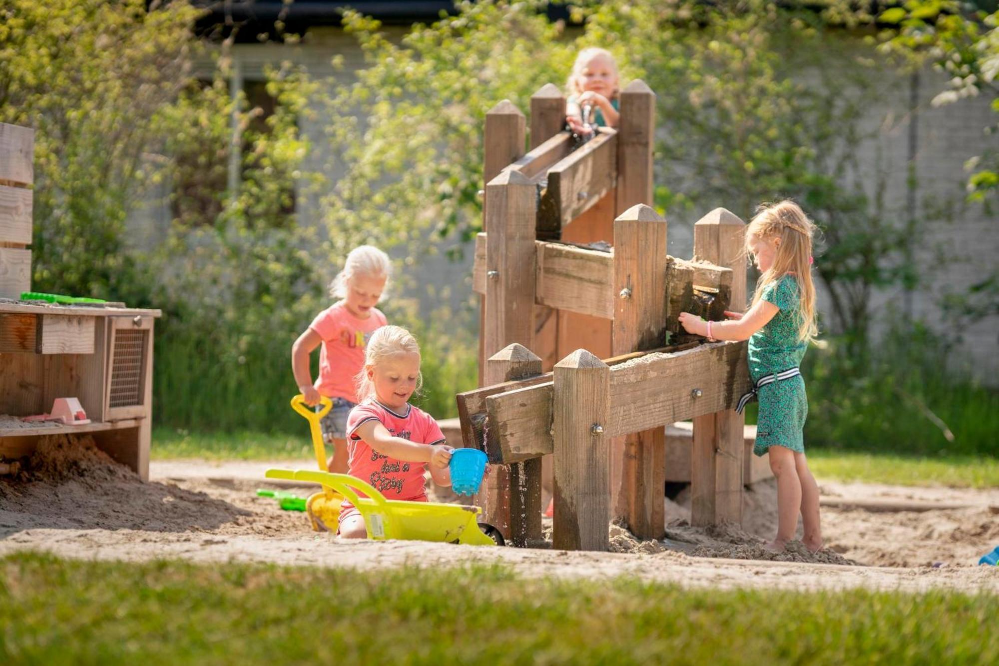 Vakantiepark Bosmeer Friesland Noordwolde  Esterno foto